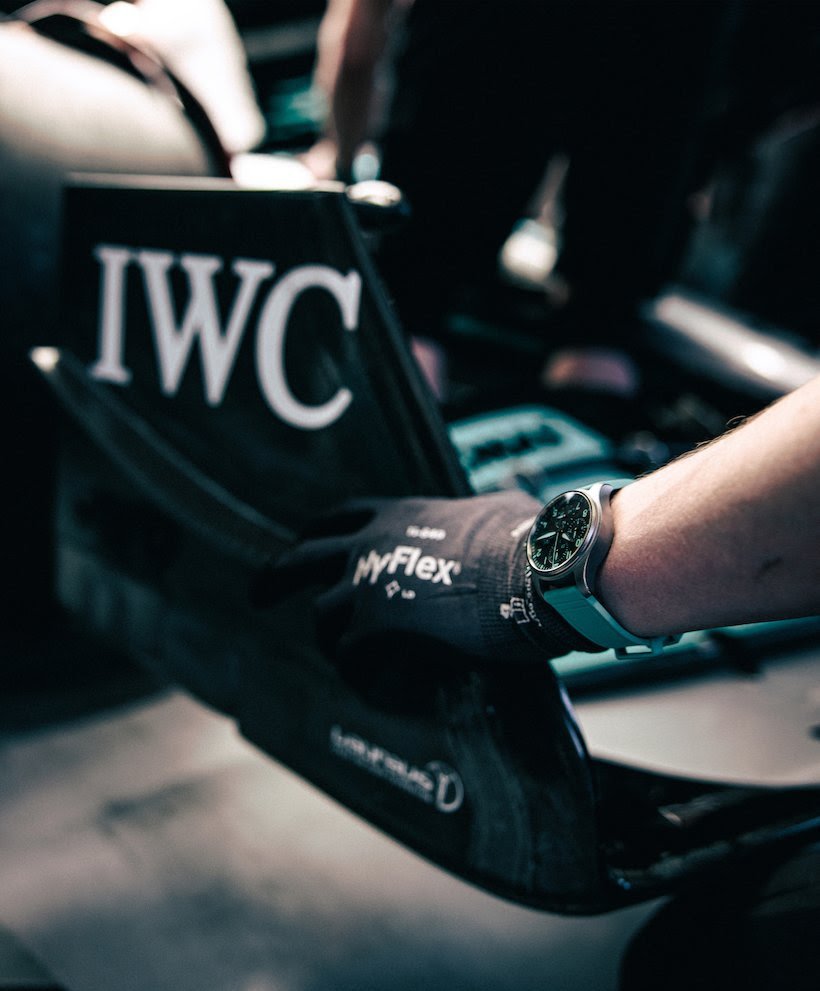 1f2be545 caef 74aa bece 4a2917311407 - IWC Schaffhausen y Equipo de Fórmula 1 Mercedes-AMG Petronas  presentan  primer reloj oficial del equipo