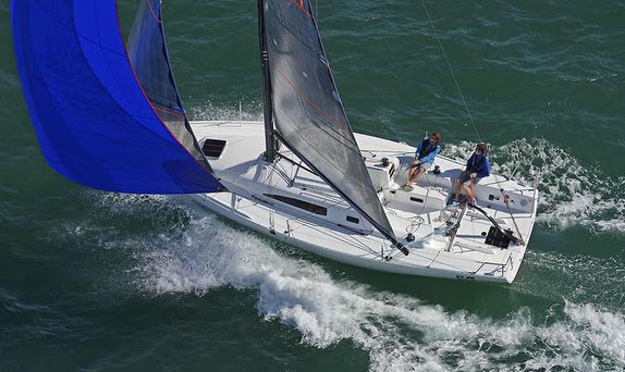 J/99 sailing doublehanded offshore