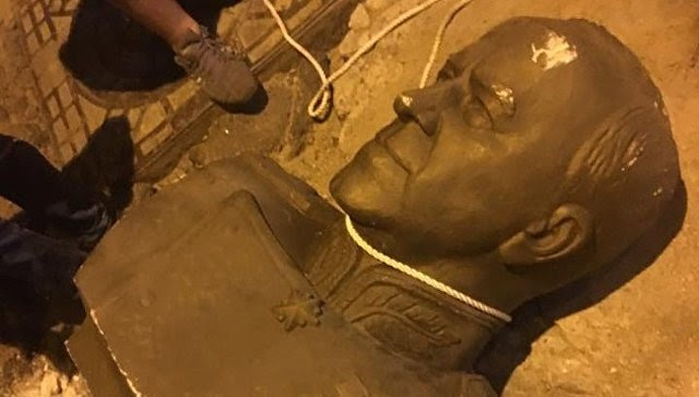 In Odessa, sloeg een borstbeeld van maarschalk Zhukov.  24 augustus 2017