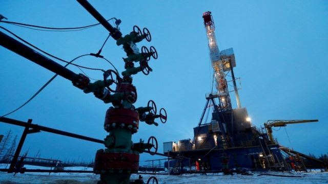 Plataforma de exploração de petróleo da Rússia