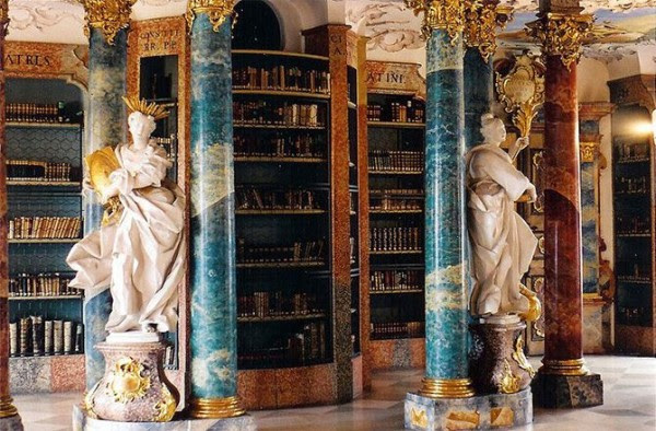 أجمل 16 مكتبة في العالم بالصور 413350