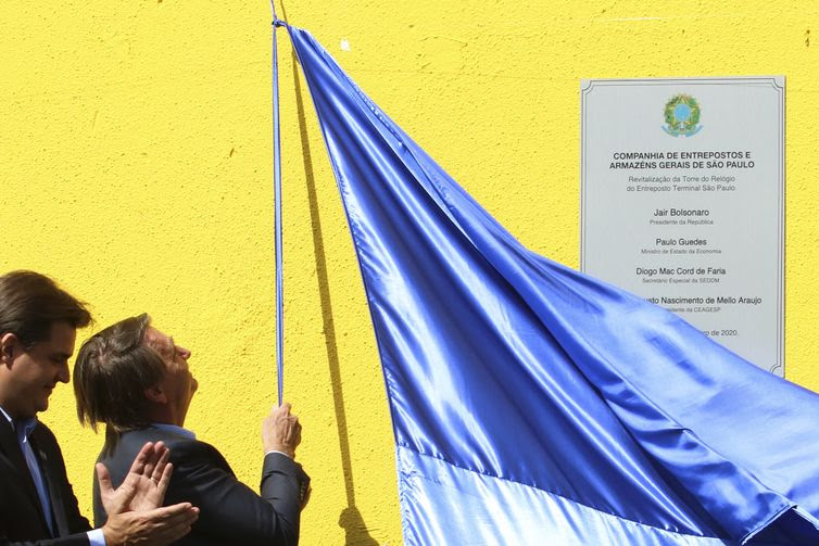 Rovena Rosa/Agência Brasil O presidente da República, Jair Messias Bolsonaro, durante visita a Companhia de Entrepostos e Armazéns Gerais de São Paulo (Ceagesp), para a reinauguração da Torre do Relógio.