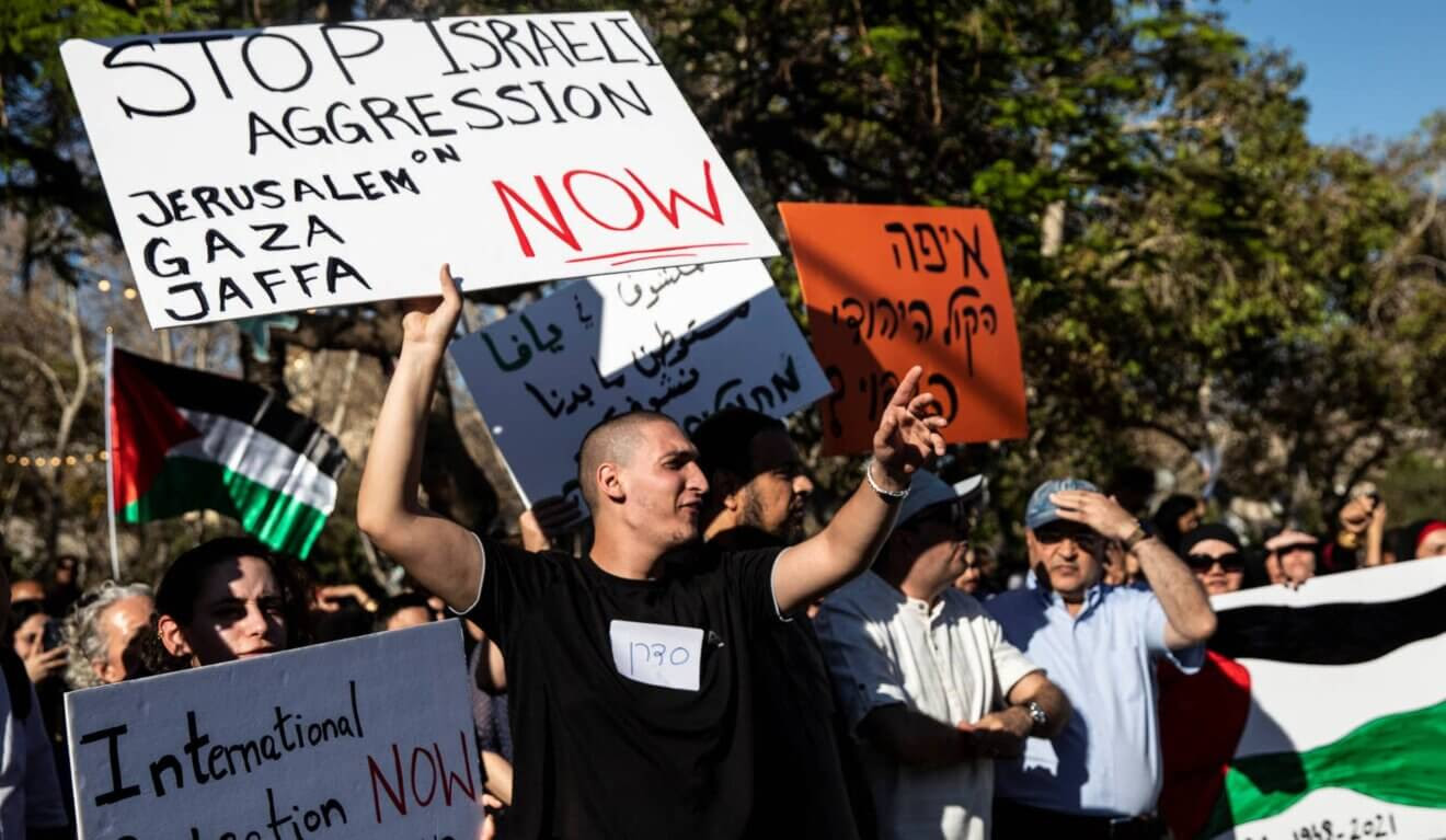 Residents of Jaffa protesting on May 15, 2021. (Photo: AP Photo/Heidi Levine)