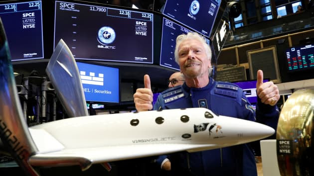 Sir Richard Branson is on the floor of the NYSE Sir Richard Branson is on the floor of the NYSE