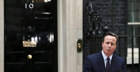 Cameron, en su declaración, a las puertas de Downing Street 10. /REUTERS