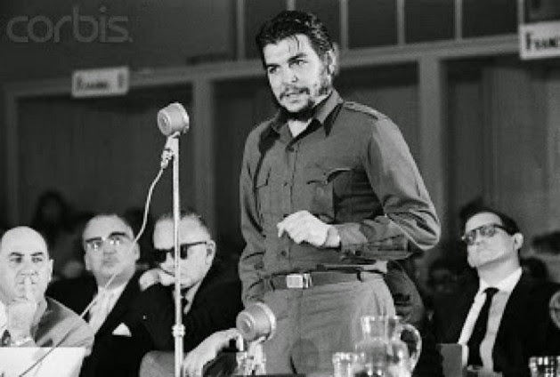Ernesto “Che” Guevara delivers his famous speech on Aug. 8, 1961 at the Inter-American Economic and Social Council in the Uruguayan city of Punta del Este. This was the last continental forum Cuba attended before being excluded until the Seventh Summit of the Americas, to be held Apr. 10-11 in Panama City. Credit: Public domain