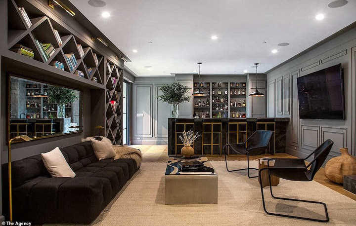 See inside the .8Million Mansion Rihanna just bought in Beverly Hills (photos)