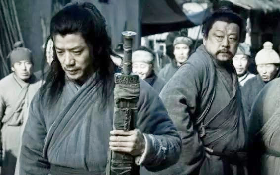 Vì sao Lưu Bang quyết diệt trừ bằng được “chiến thần” Hàn Tín? - 2