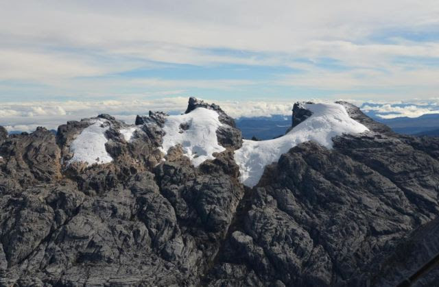 Indonesian glaciers+2 Tim Jarvis