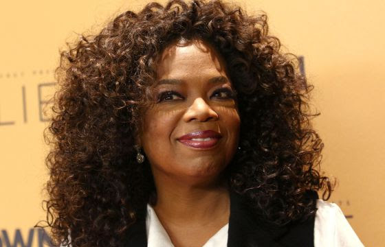 Oprah Winfrey en el estreno de la serie "Belief"