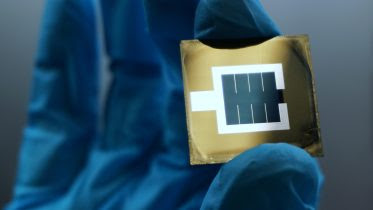 Perovskite Silicon Tandem Solar Cell