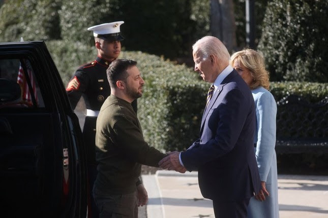 Tổng thống Mỹ Biden giải thích lý do vì sao Ukraine 'không thể nhận được mọi thứ mà họ muốn' ảnh 3