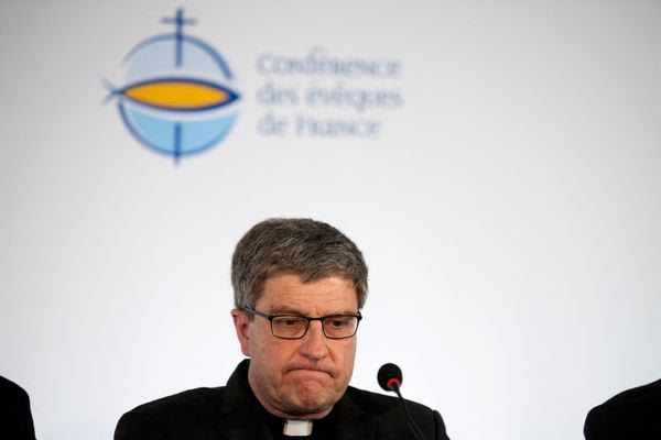 
Fin de vie : les évêques expriment leur « inquiétude » devant le président Macron

