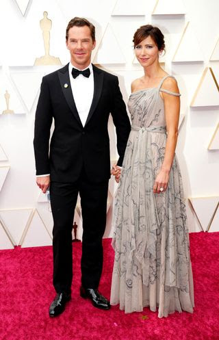 Benedict Cumberbatch y Sophie Hunter en los oscars 2022