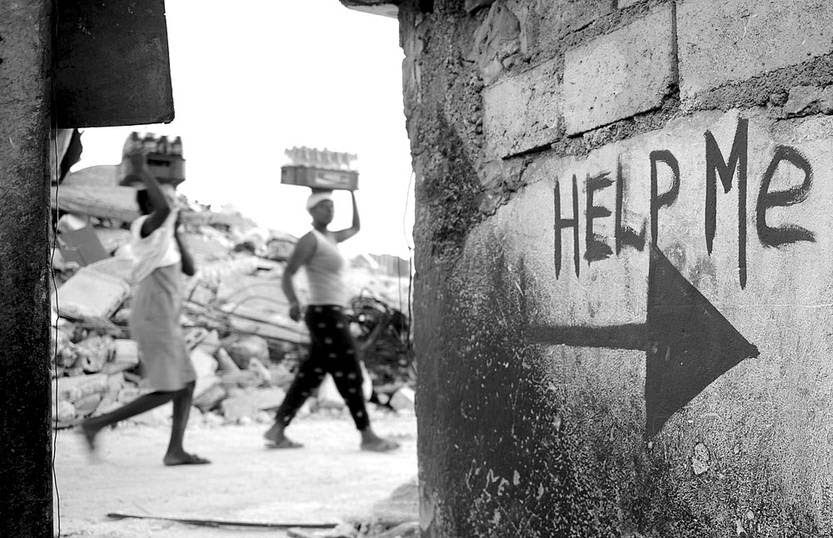 Imagen de un barrio de Puerto Príncipe, Haití, tras el terremoto que azotó el país el 12 de enero de 2010.
Foto: Shawn Thew, Efe (archivo, enero de 2010)