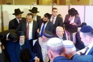 An Amar family wedding. Seated at the dais are: Baba Baruch (l), Rav Shlomo Amar (cl), Likud MK Ruby Rivlin (cr), and Shas MK Eli Yishai (r).