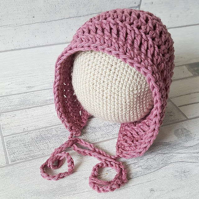Vintage Style Baby Bonnet | Best Free Crochet Baby Bonnet Patterns
