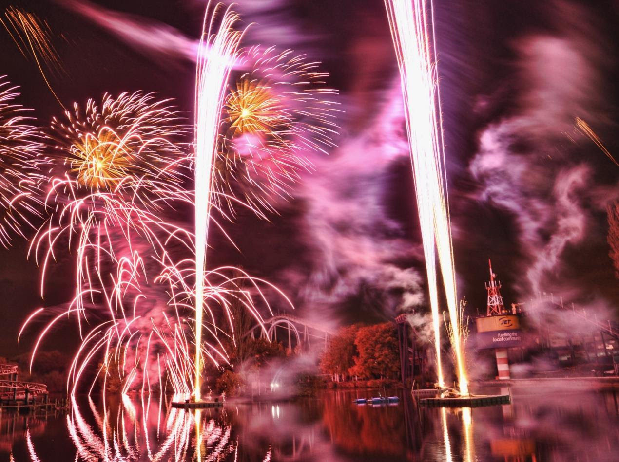 Drayton Manor Theme Park Fireworks Spectacular 1 credit Ashley Gardner