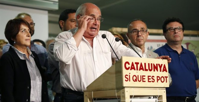 El candidato de Catalunya Sí que es Pot, Lluís Rabell, durante la rueda de prensa que ha ofrecido para valorar los resultados obtenidos en las elecciones catalanas./ EFE