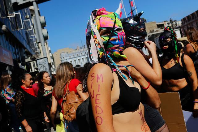 Santiago no es Chile: masivas marchas por el 8M se extienden por todo el país Santiago no es Chile: masivas marchas por el 8M se extienden por todo el país