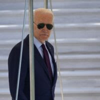 [Video] What fell out of Joe Biden's pocket?