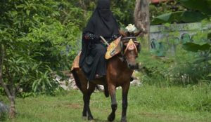 Indonesia: “Niqab Squad” promotes archery, horseback riding, says niqab “doesn’t mean we become weak Muslim women”