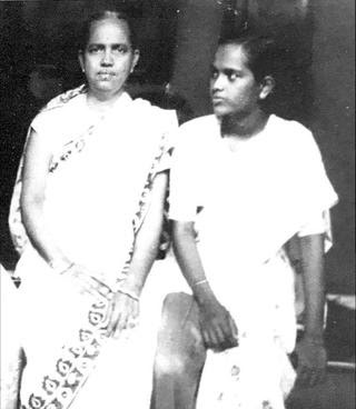 Shakuntala with S. Vijaya Bharati.