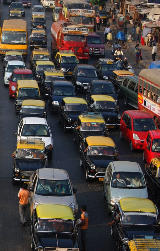 There are around 700,000 cars on the road Mumbai causing untold congestion, air and noise pollution. Their number has grown by 57% over the past eight years.