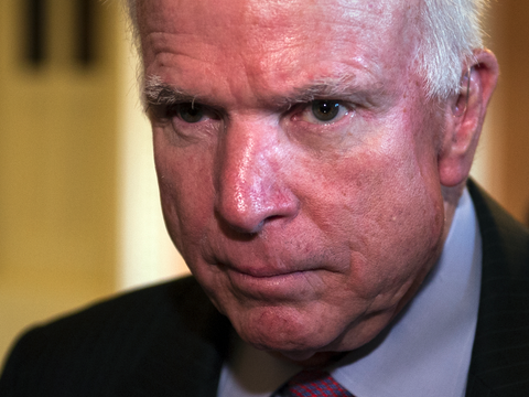 Sen John McCain, A Modern Day Benedict Arnold