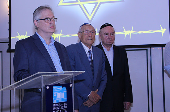 Comunidade judaica de SP lembra o Yom Hashoá https://www.coisasjudaicas.com/2018/04/comunidade-judaica-de-sp-lembra-o-yom.html