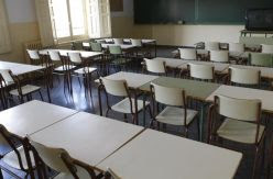 Profesora de la educación pública madrileña: "He trabajado desde octubre sin cobrar y sin dar de alta 50 días"
