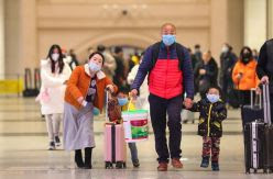 La OMS rebaja la alarma y decide no declarar una emergencia internacional por el brote de coronavirus en China