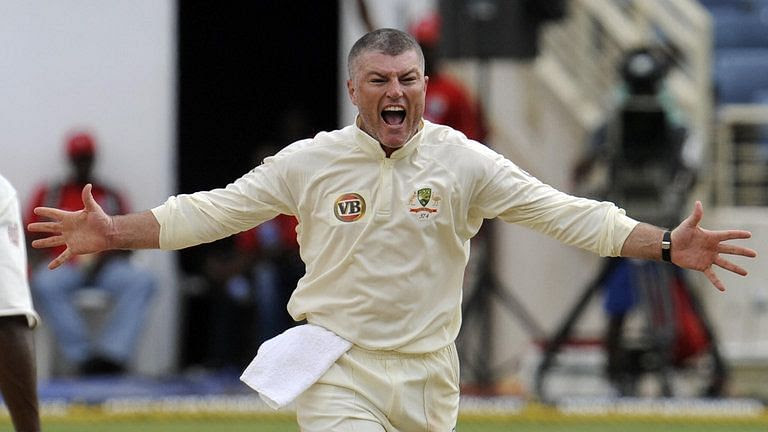 Stuart MacGill had better stats than Warne when they played together
