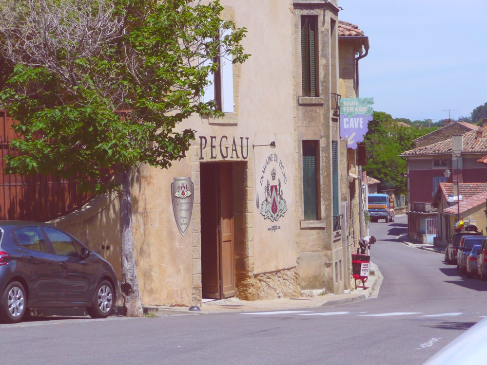Entrance to Domaine du Pegau from the street in the French village.