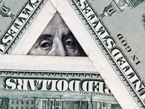 The War on Cash: Crucial Step Toward Totalitarianism The War on Cash: Crucial Step Toward Totalitarianism
