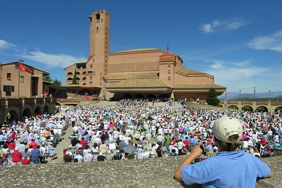 El Gobierno de Aragón subvenciona las redes sociales del santuario central del Opus Dei