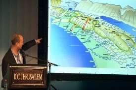 Naftali Bennett and a 3D Map of Israel
