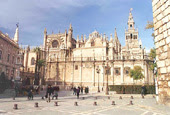 Catedral de Sevilla, donde se considera pudieran estar los restos del Almirante.