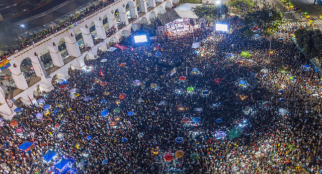 Cerca de 70 mil personas se reunieron en Rio de Janeiro el último martes (23) para defender la democracia en vísperas de las elecciones - Créditos: Ricardo Stuckert