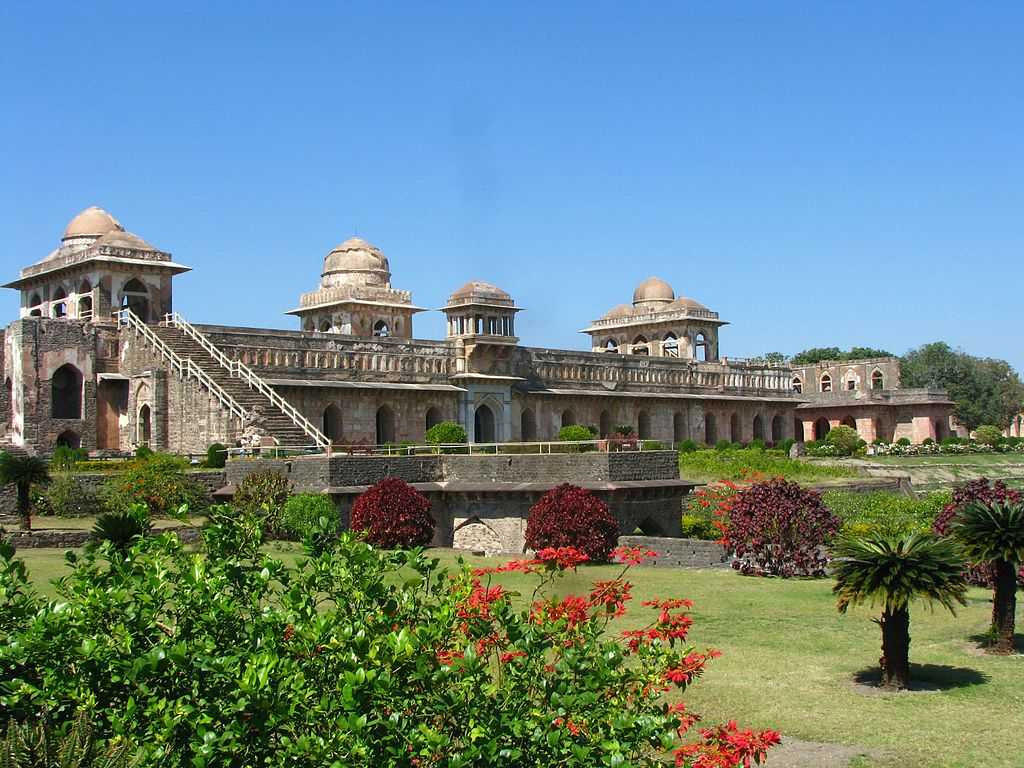 38 Places To Visit Near Indore For a Quick Getaway (2022)
