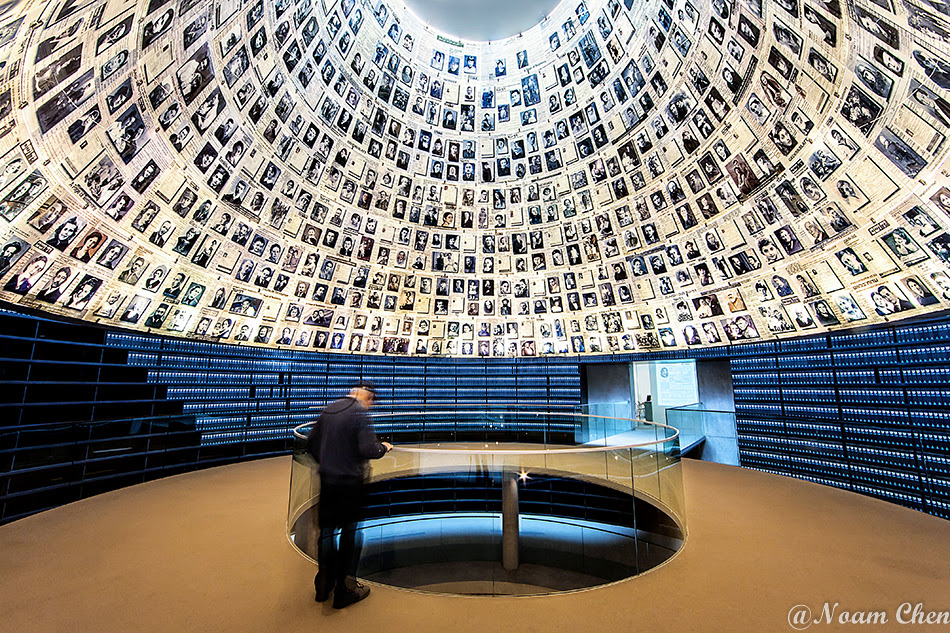 hall of names at the yad vashem museum in israel 