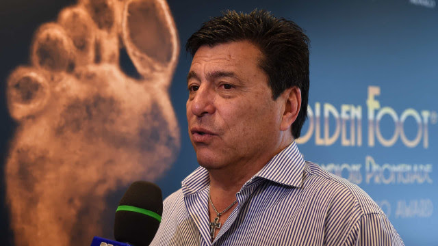 Ex-técnico do Corinthians, Passarella sofre com doença neurodegenerativa
