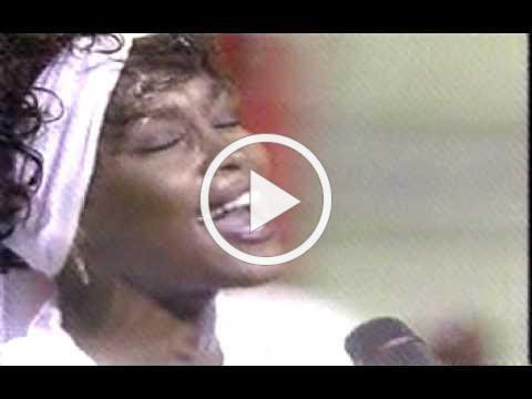 Whitney Houston sings the National Anthem -- Star Spangled Banner