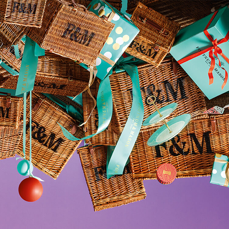 Christmas Hampers are Flying Fast!