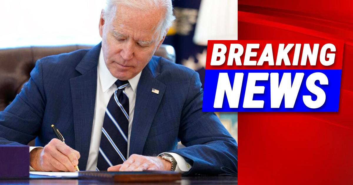 Americans Outraged Over Biden's Latest COVID Move - He Just Signed This Shocking Order