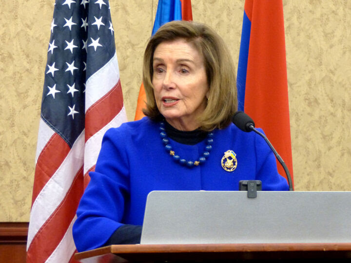 Représentante Nancy Pelosi (D-CA)