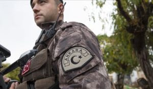 Turkey deploys 1,000 police at Greek border to stem push-back of Muslim migrants