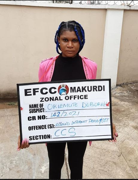 Nigerian lady arrested by EFCC for internet fraud shortly after welcoming new month with