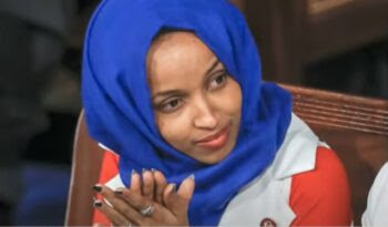 Watch As Somali Crowd Shouts Down Radical Muslim Lawmaker