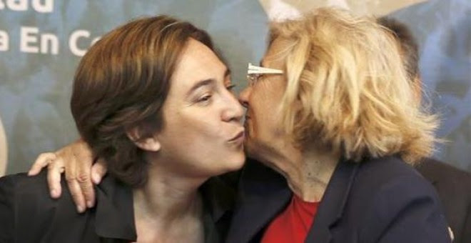 Las alcaldesas de Barcelona y Madrid, Ada Colau y Manuela Carmena, respectivamente, en una imagen de archivo. EFE